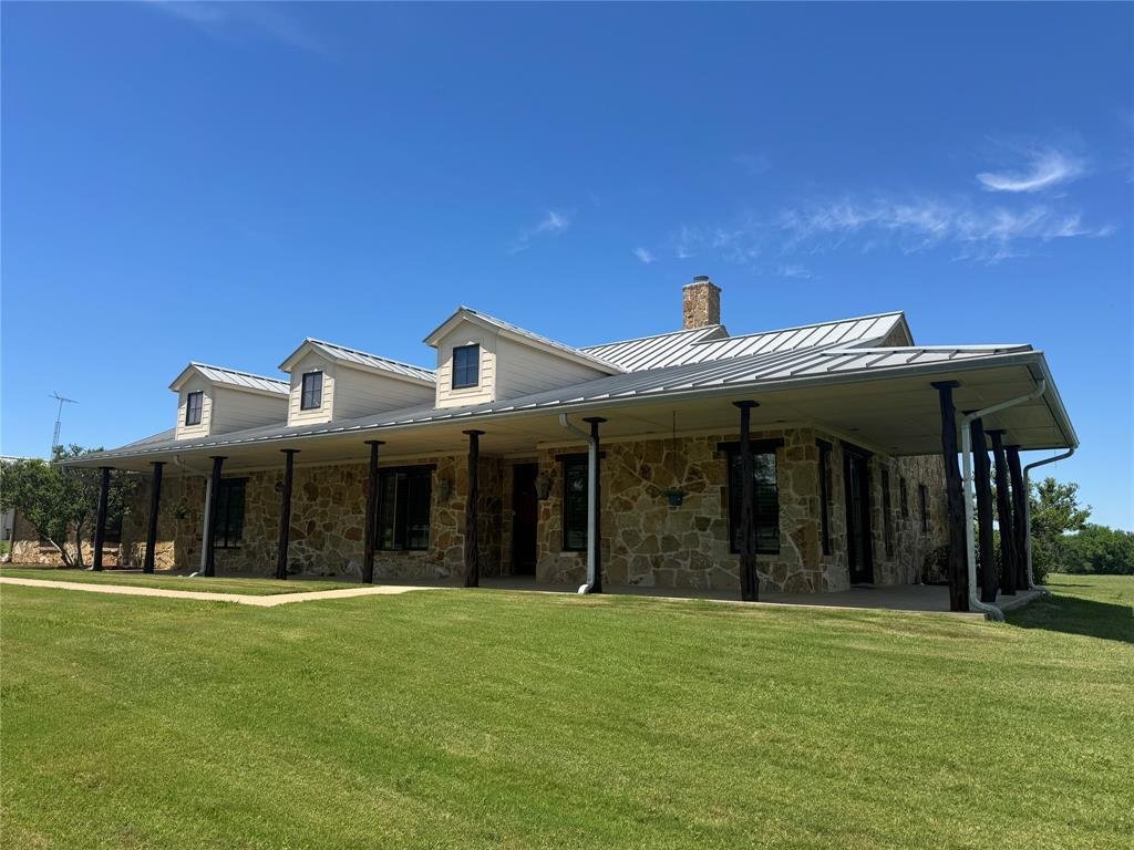 Farm Ranch in Krum, Texas, United States 4 - 17952223