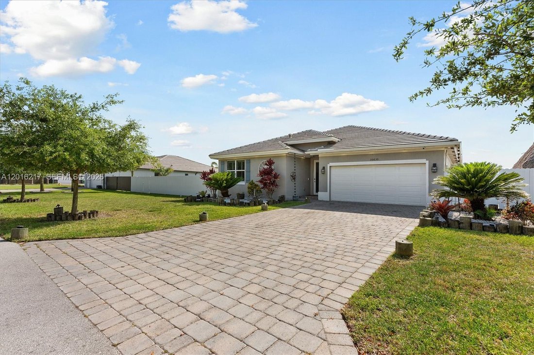 House in Homestead, Florida, United States 2 - 17945945
