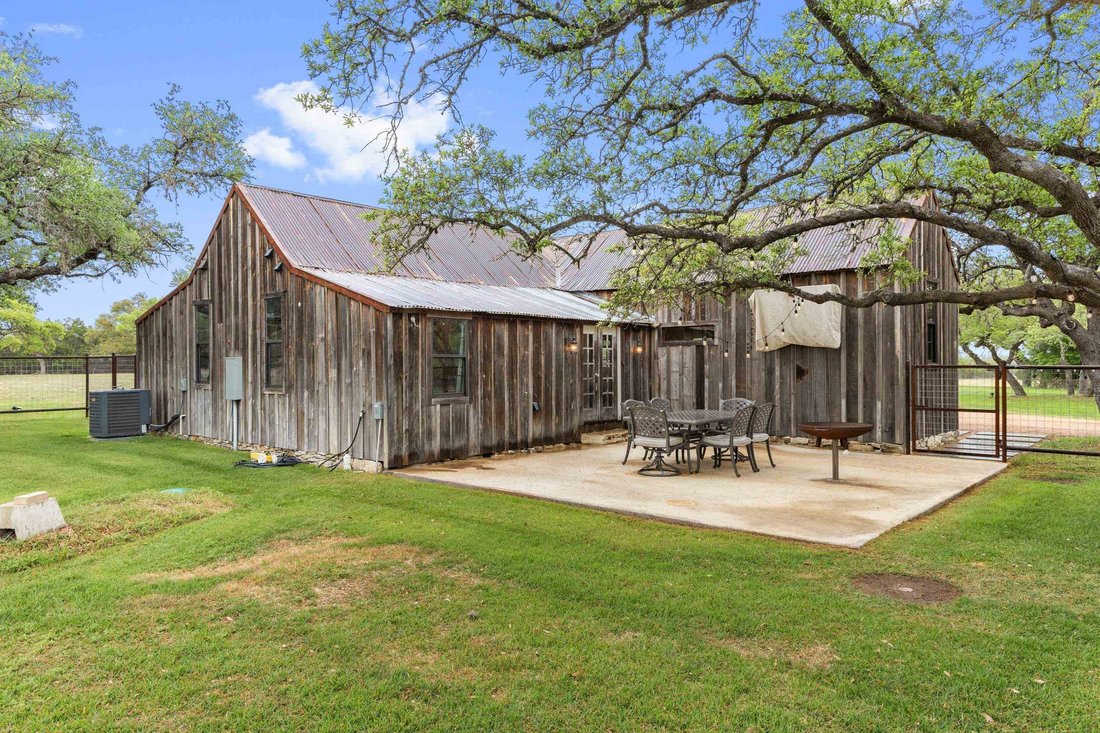 Farm Ranch in Johnson City, Texas, United States 5 - 17949505