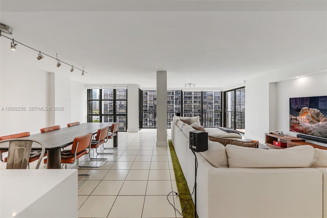 Condo in Miami, Florida, United States 1 - 17781361