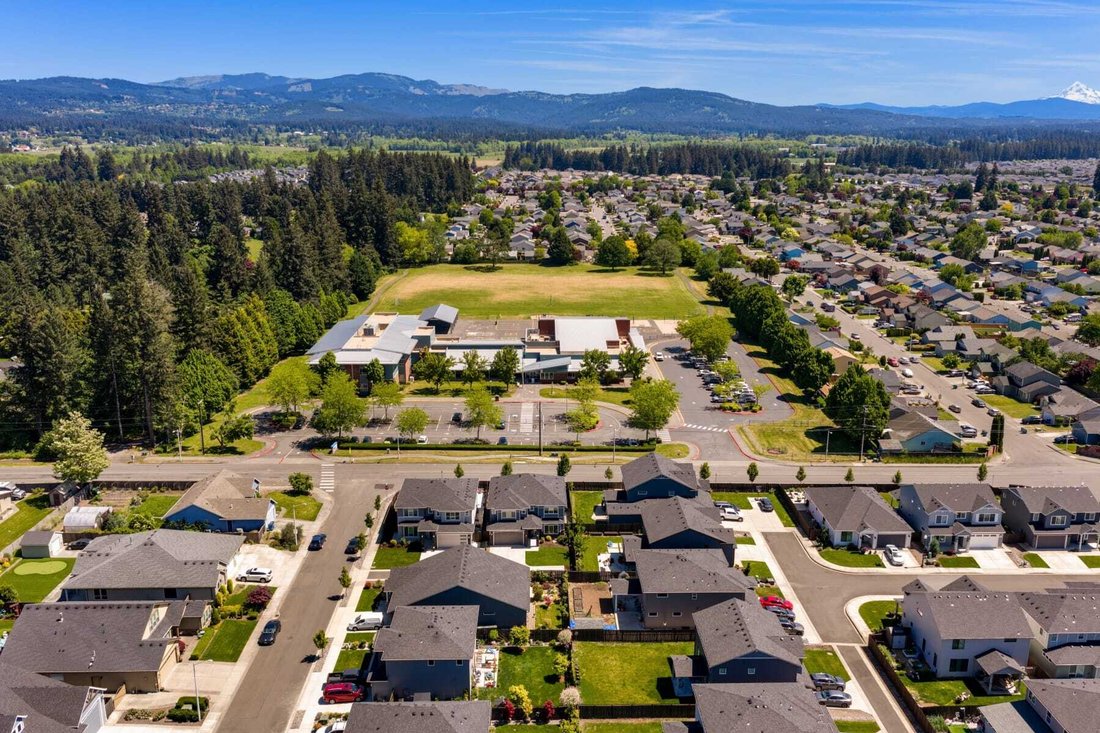 House in Vancouver, Washington, United States 3 - 17948582