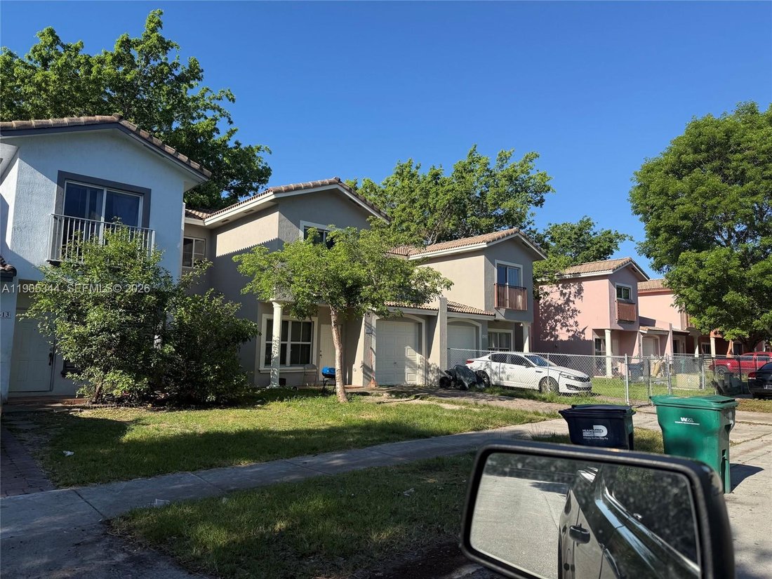 Florida City, Florida, United States 2 - 16637915