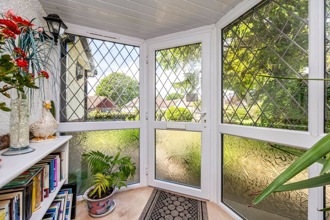Bungalow in Hassocks, England 5 - 17949330