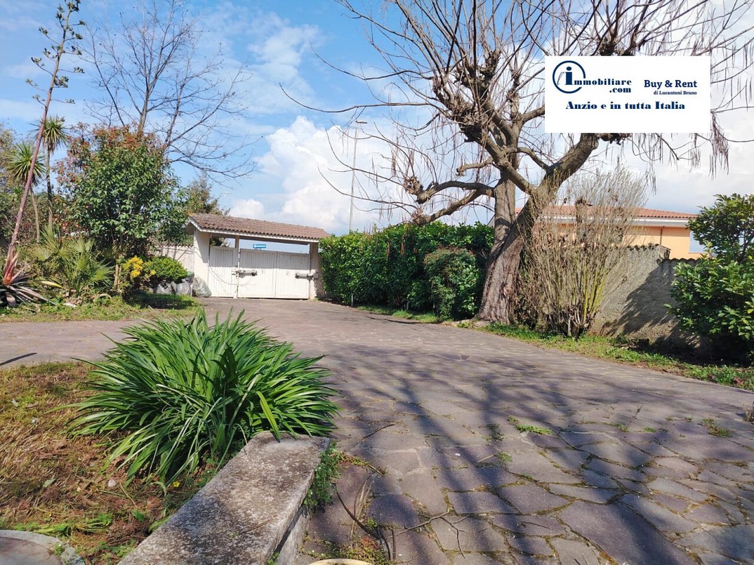 Villa in Improvement, Anzio, Italy 3 - 17535123