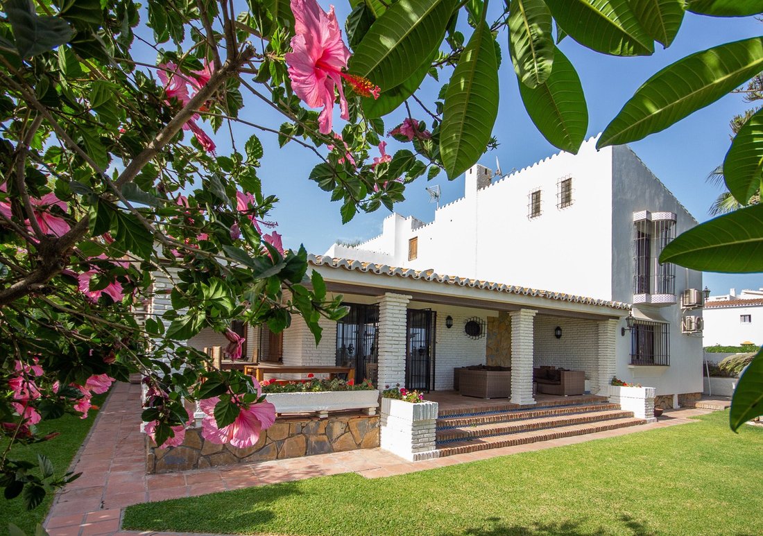 Villa in Rincon de la Victoria, Andalusia, Spain 2 - 17956678