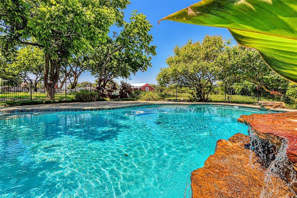 House in Rowlett, Texas, United States 2 - 16783014