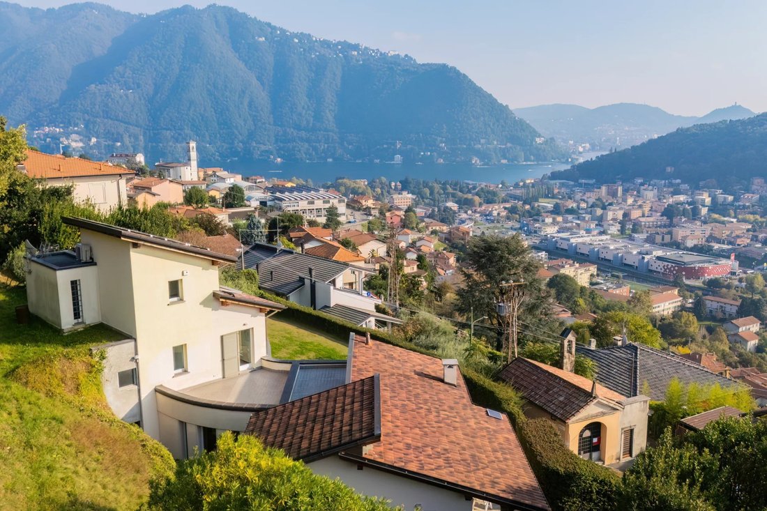 Villa in Cernobbio, Lombardy, Italy 1 - 17956322