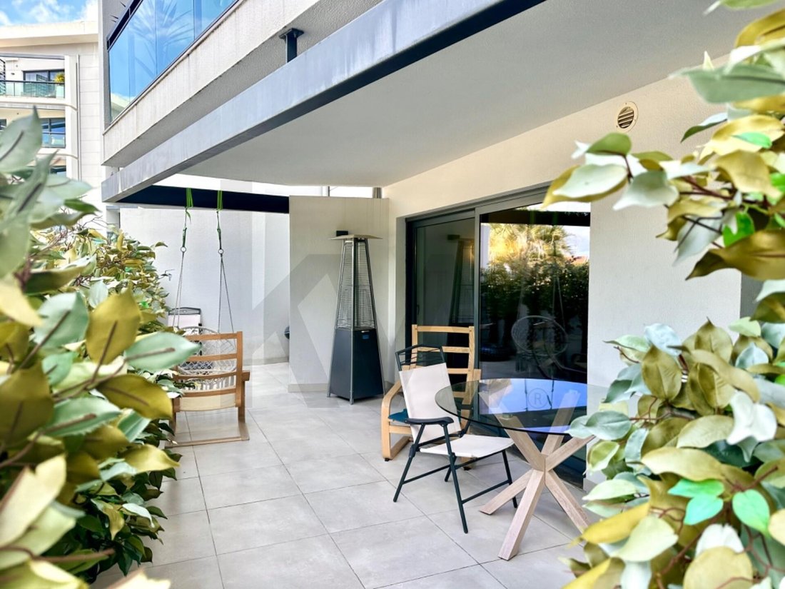 Apartment in Carcavelos e Parede, Lisbon, Portugal 1 - 17956561