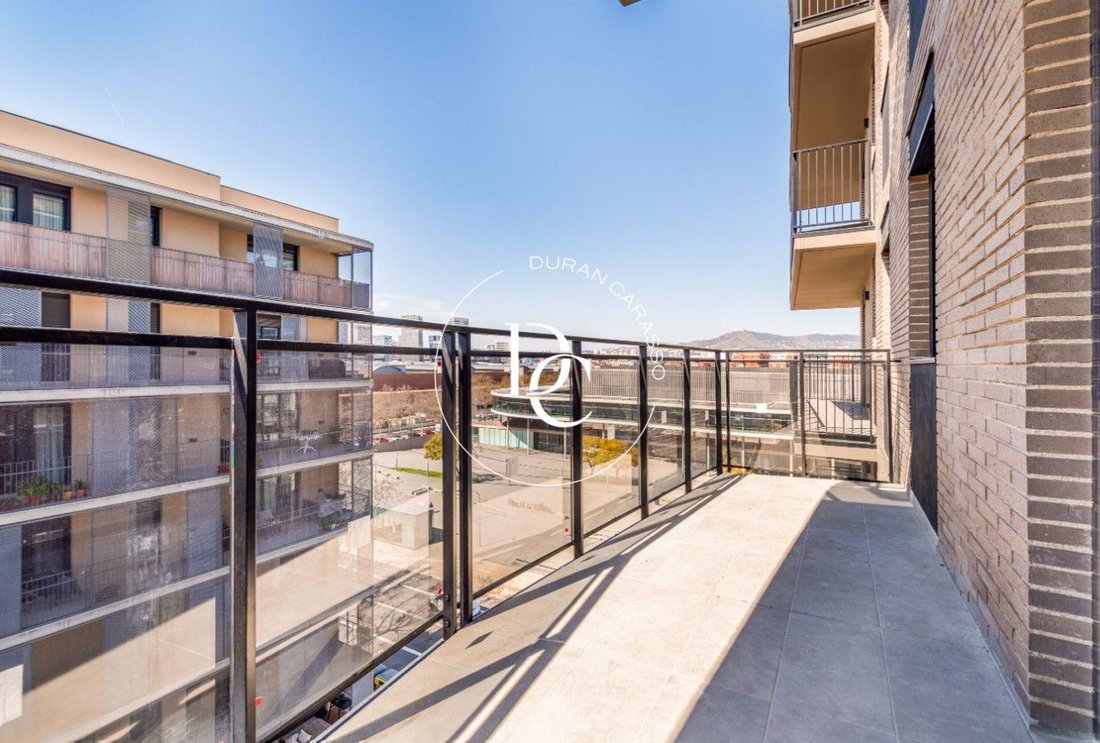 Apartment in Sants-Montjuic, Barcelona, Spain 4 - 17956713