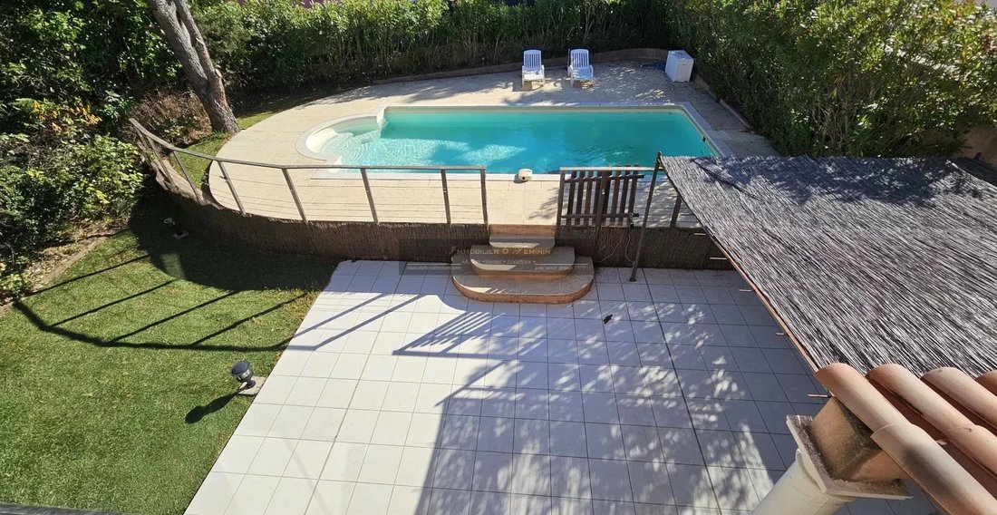 Villa in Tour de Mare, Frejus, France 1 - 17956693