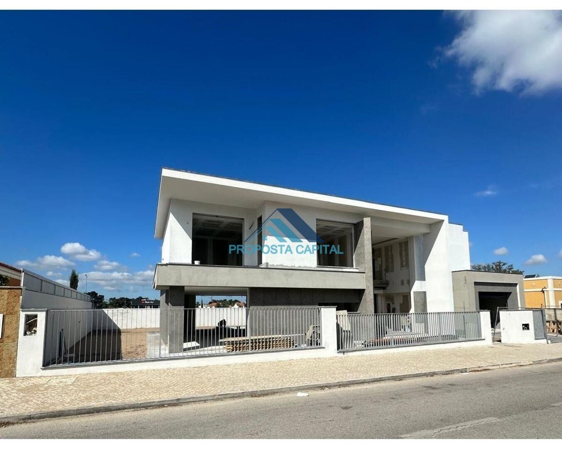 Villa in Azeitao (Sao Lourenco e Sao Simao), Setubal, Portugal 1 - 16100903
