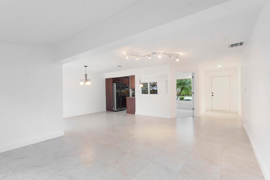 House in Hillsboro Beach, Florida, United States 4 - 17956298