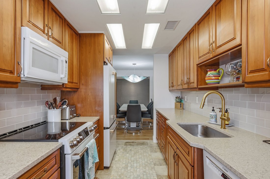 Condo in Naples, Florida, United States 5 - 17956815