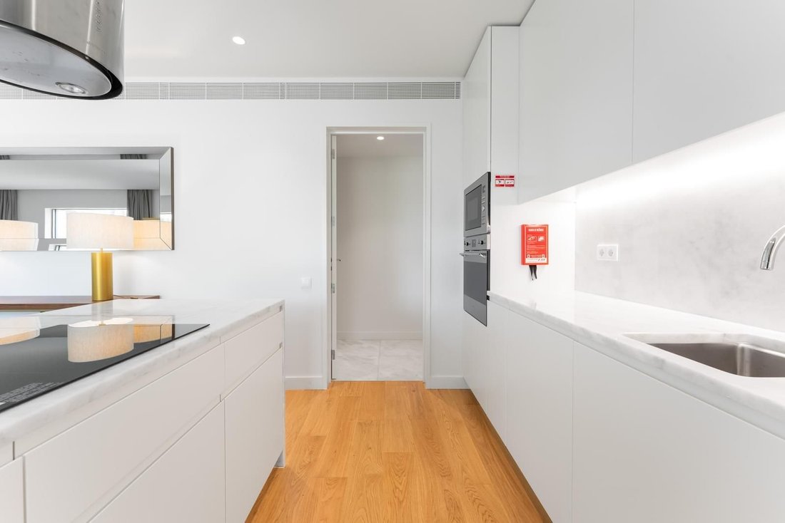 Apartment in Cascais e Estoril, Lisbon, Portugal 4 - 17957375