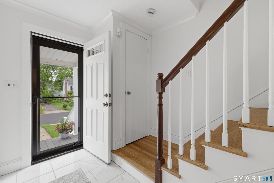 House in West Hartford, Connecticut, United States 4 - 17956480