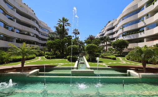 Wohnung in Puerto Banús, Marbella, Spanien 1