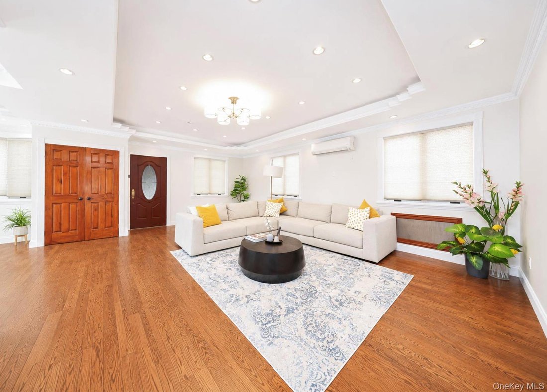 House in New York, New York, United States 5 - 17953785