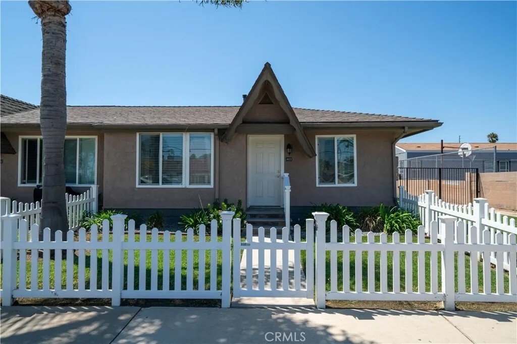 Huntington Beach, California, United States 5 - 17424915