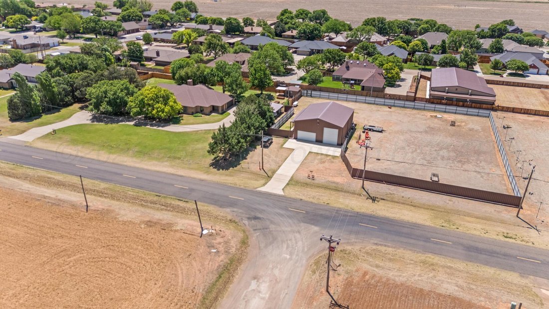 House in Friona, Texas, United States 4 - 17956017