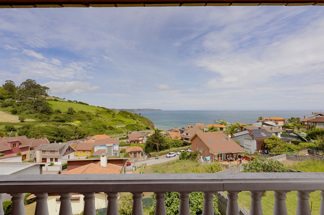 House in Carreno, Asturias, Spain 4 - 17956139