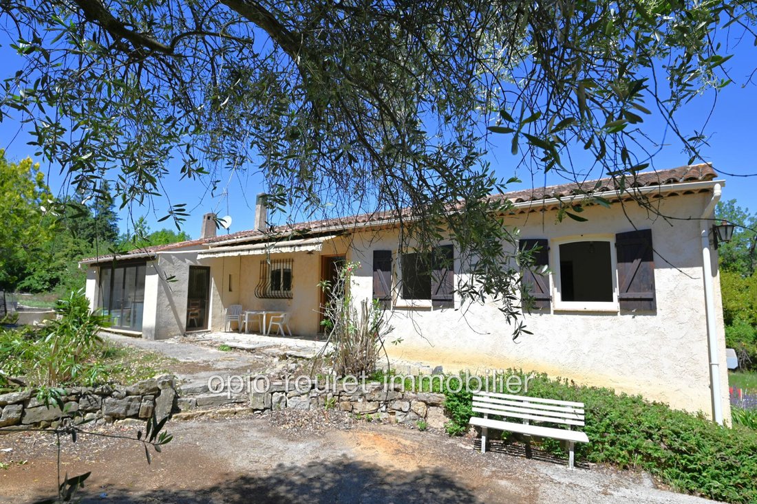 Villa in Le Rouret, Provence-Alpes-Côte d'Azur, Frankreich 1 - 17956548