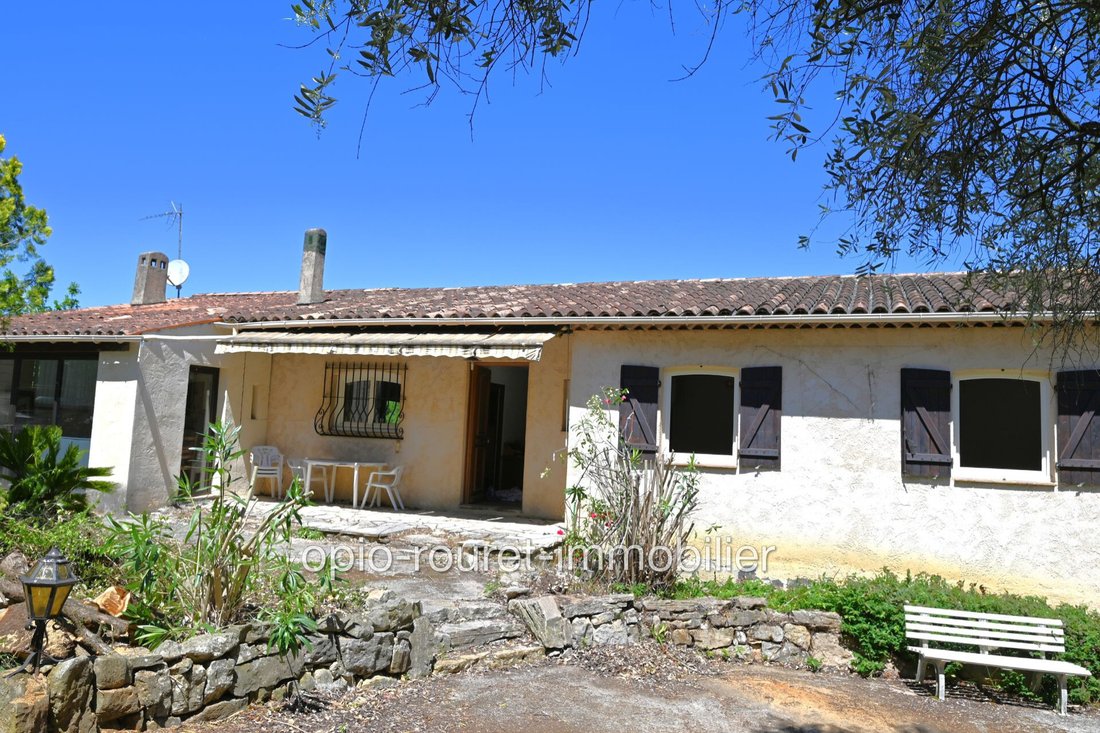 Villa in Le Rouret, Provence-Alpes-Côte d'Azur, Frankreich 3 - 17956548