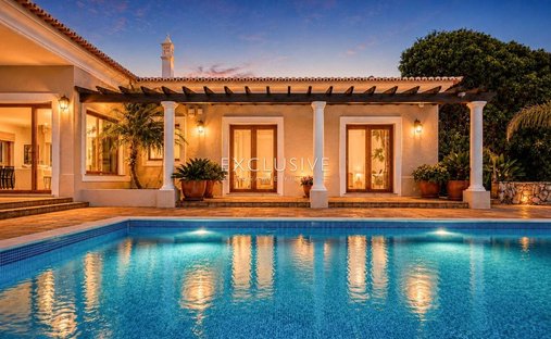 Villa in Santa Barbara de Nexe, Algarve, Portugal 1