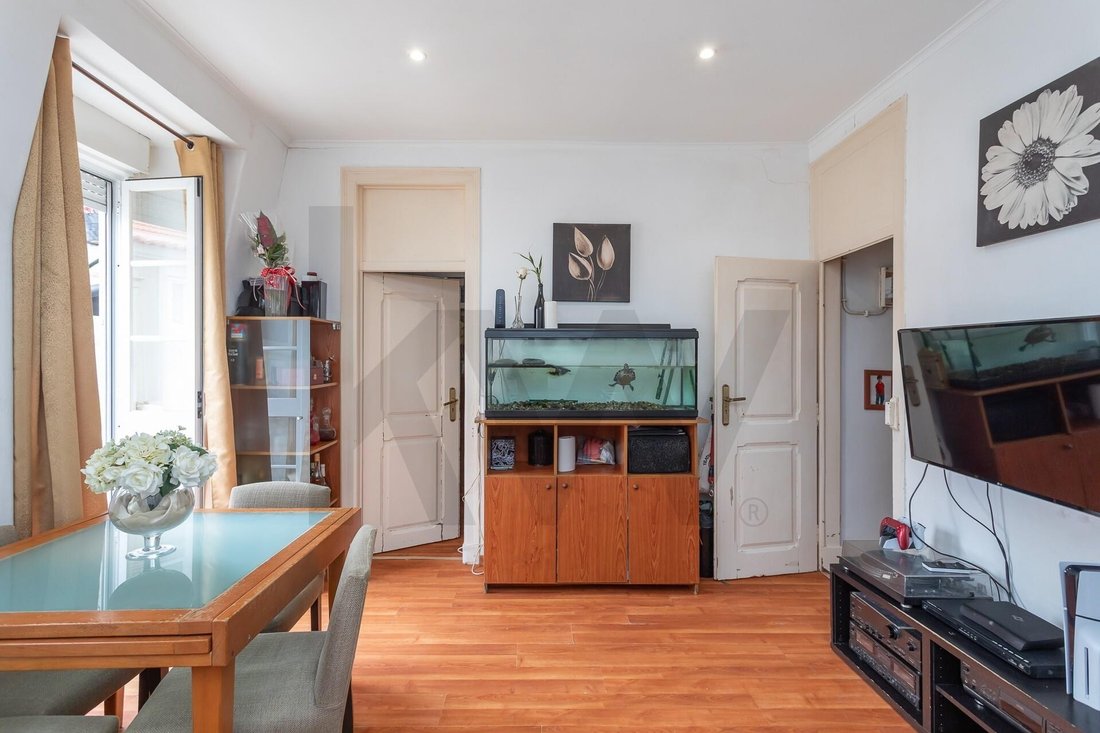 Apartment in Arroios, Lisbon, Portugal 4 - 17956846