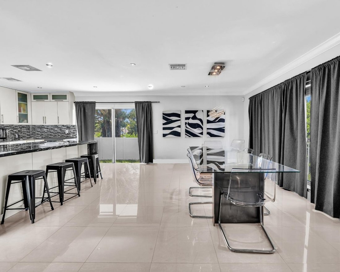 House in North Miami Beach, Florida, United States 4 - 17956489