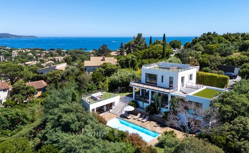 Villa in Nord, Cavalaire-sur-Mer, France 1