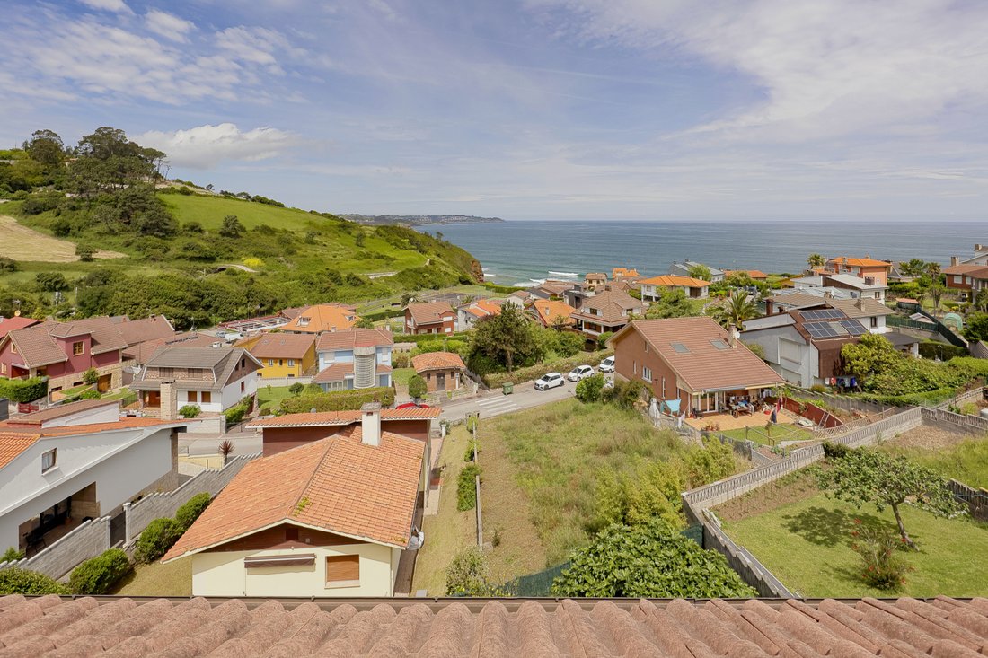 House in Carreno, Asturias, Spain 3 - 17956139
