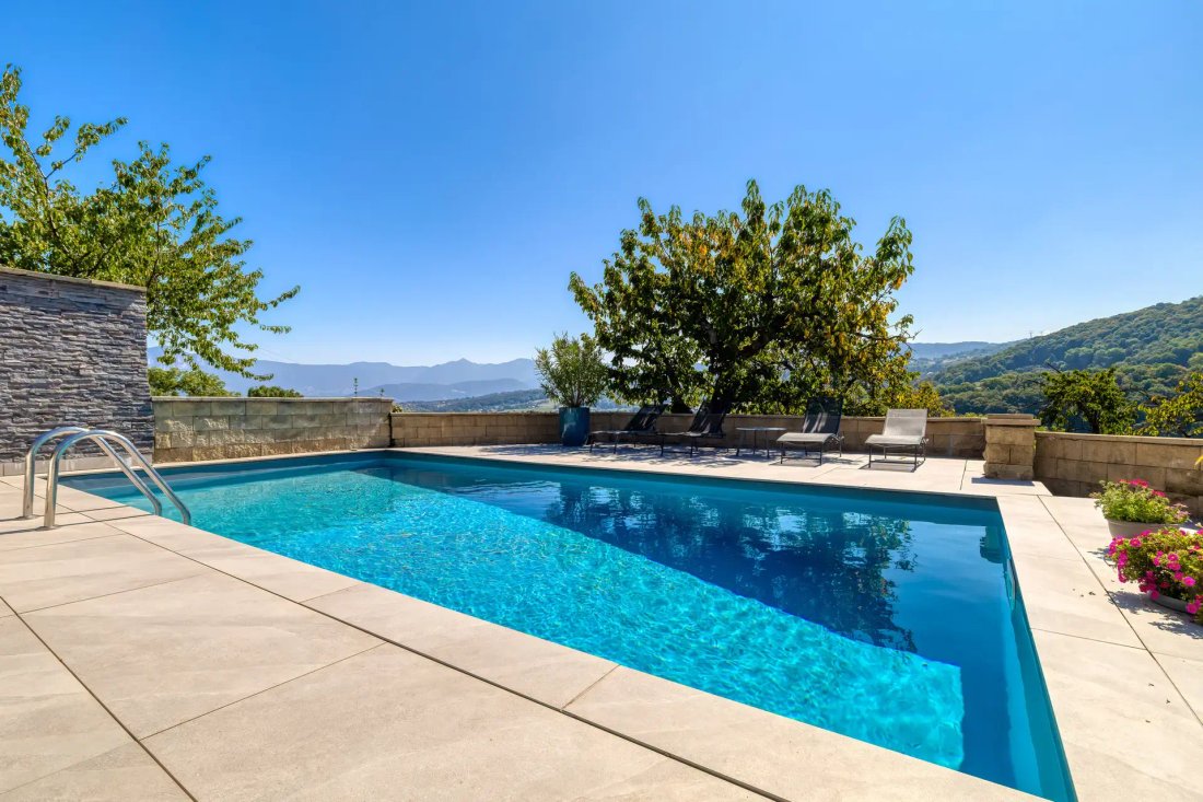 Villa in Vimines, Auvergne-Rhône-Alpes, France 1 - 16474395