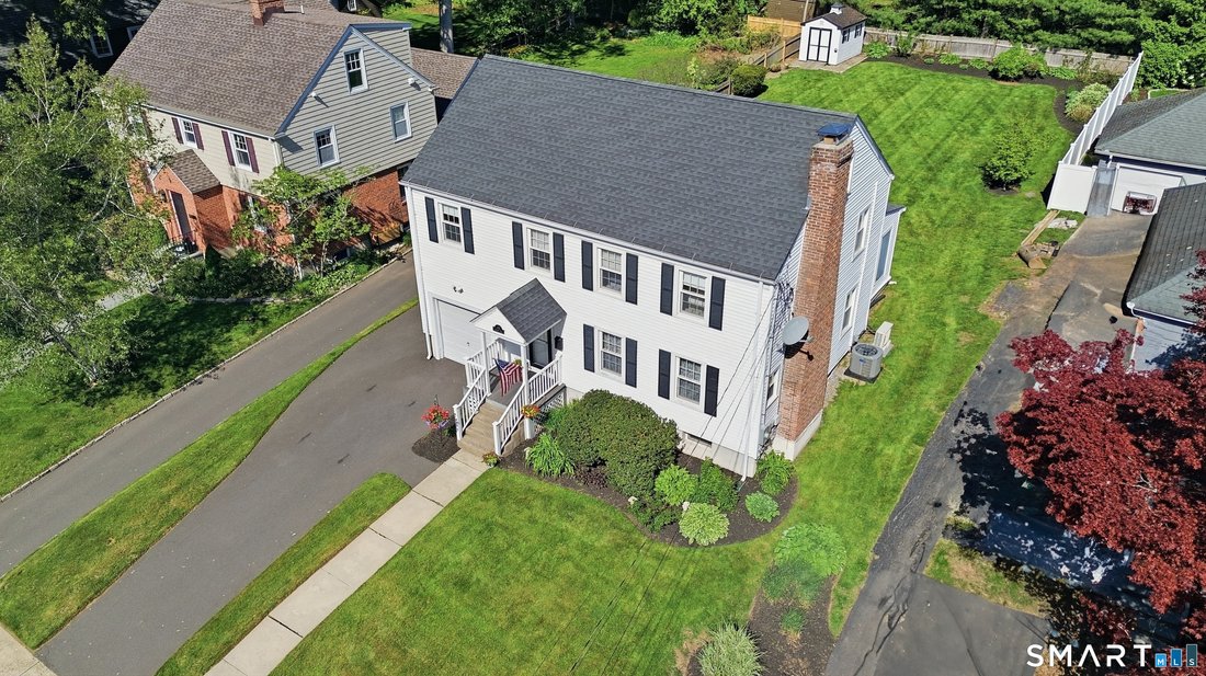 House in West Hartford, Connecticut, United States 2 - 17956480