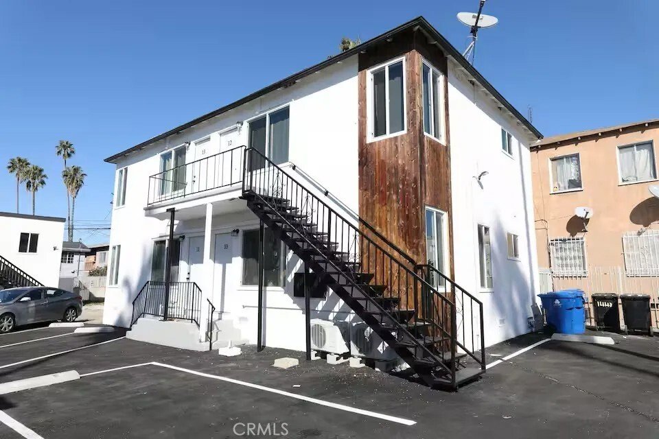 Los Angeles, California, United States 3 - 17784279