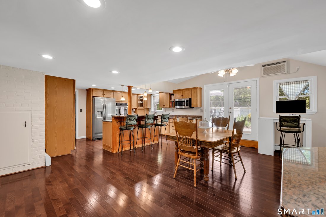 House in Bethany, Connecticut, United States 4 - 17933397