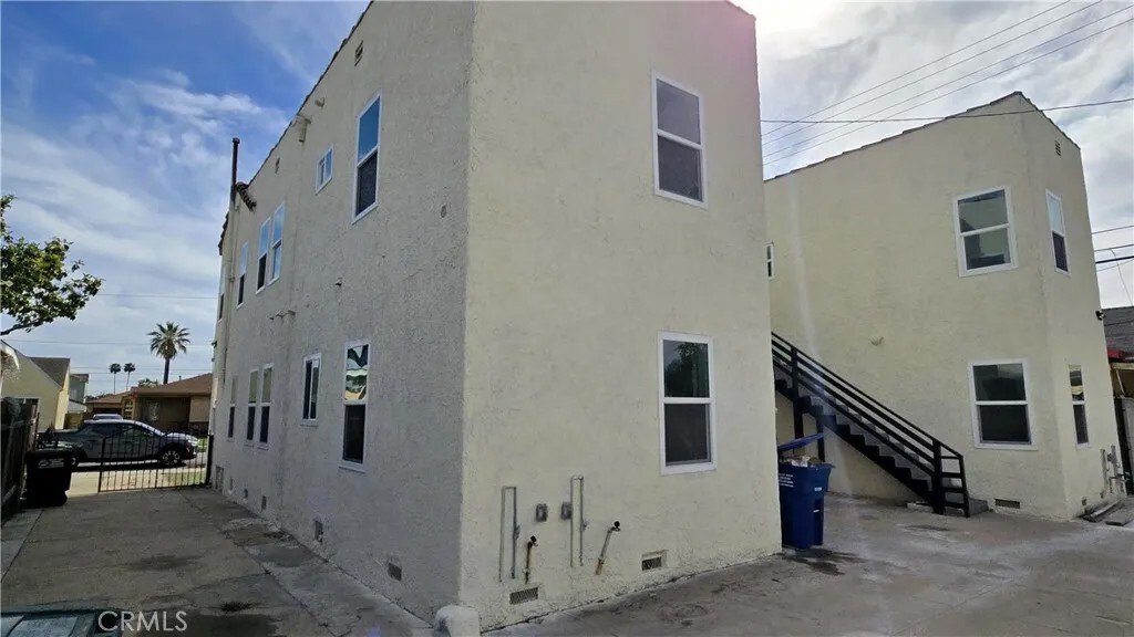 East Los Angeles, California, United States 4 - 17625267