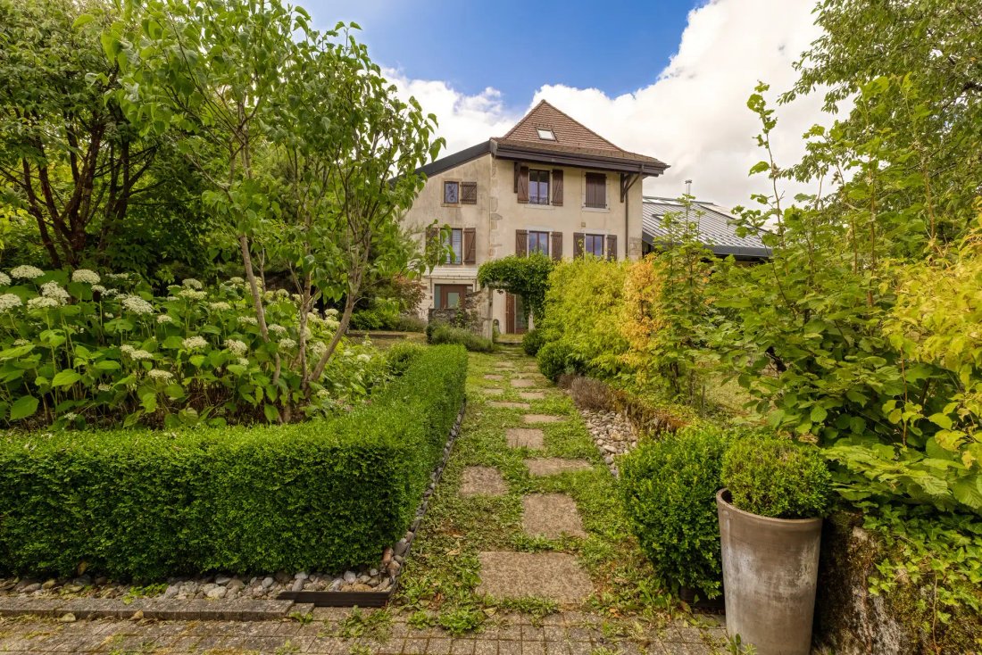 Haus in Gex, Auvergne-Rhône-Alpes, Frankreich 3 - 17942704