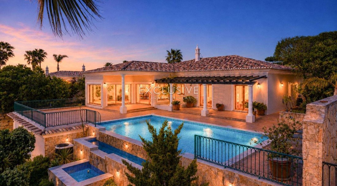 Villa in Santa Barbara de Nexe, Algarve, Portugal 1 - 17948785