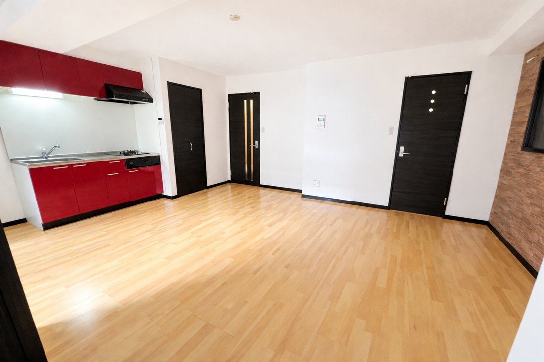Condo in Chiba, Chiba, Japan 1 - 17956397