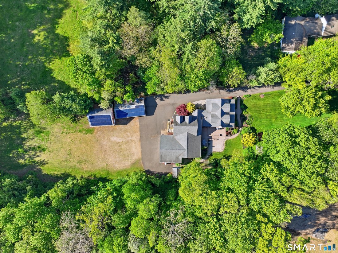 House in Farmington, Connecticut, United States 2 - 17884071