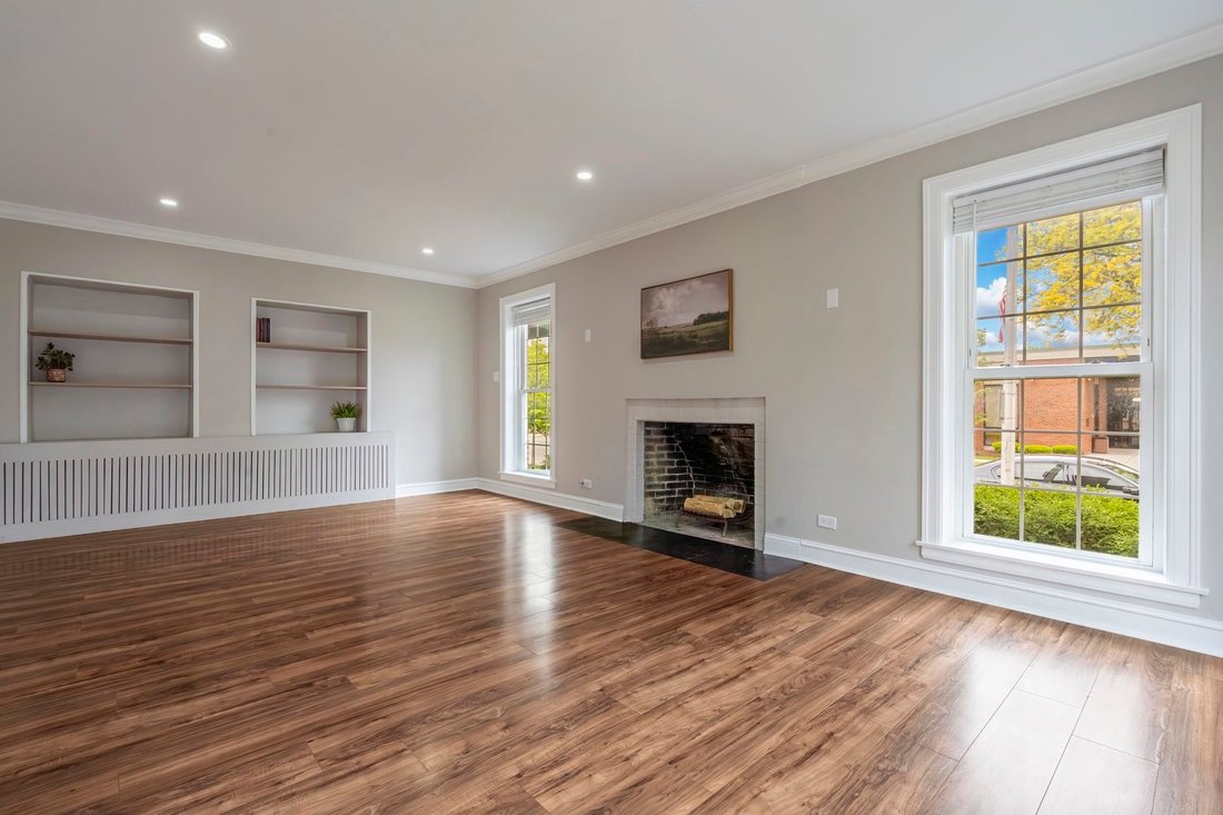 House in Lyons, Illinois, United States 5 - 17956272
