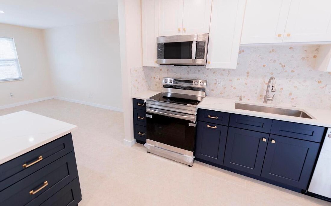 Apartment in North Palm Beach, Florida, United States 5 - 17956295