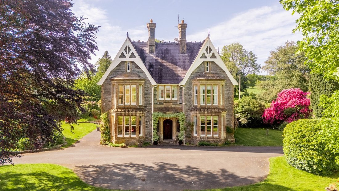 Estate in Llangoedmor, Wales 1 - 17902045