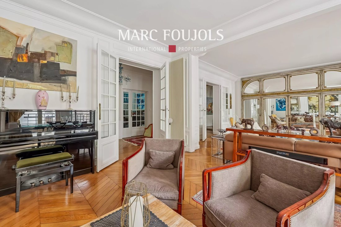 Apartment in Muette Nord, Paris 16e Arrondissement, Paris 5 - 17956895