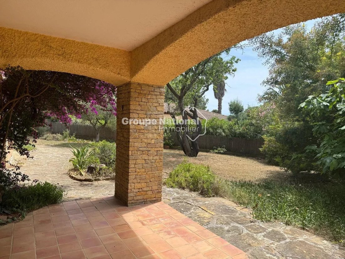 Apartment in Nord, Sanary-sur-Mer, France 2 - 17956909