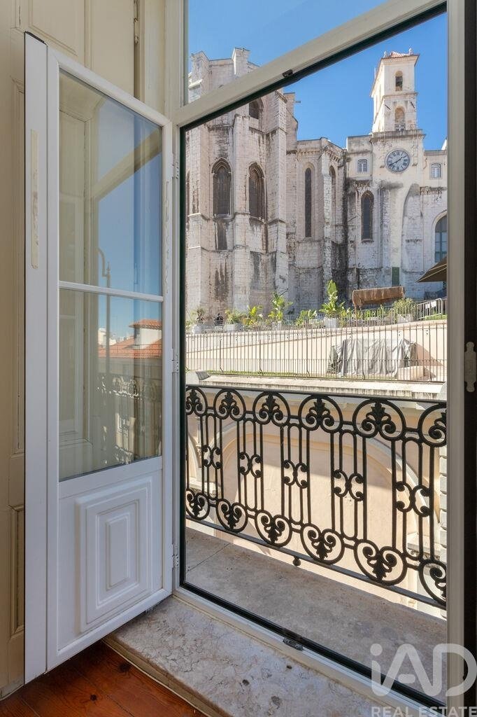 Apartment in Santa Maria Maior, Lisbon, Portugal 2 - 17957435