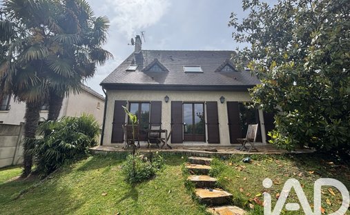 Maison à Bois Saint Martin-Yvris-Richardets-Monfort, Noisy-le-Grand, France 1