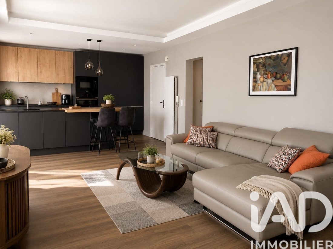Apartment in La Varenne, Saint-Maur-des-Fossés, France 1 - 17959408