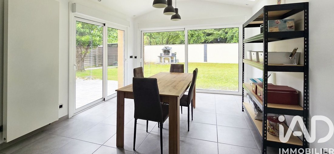 House in Bailly-Romainvilliers, Ile-de-France, France 3 - 17959363