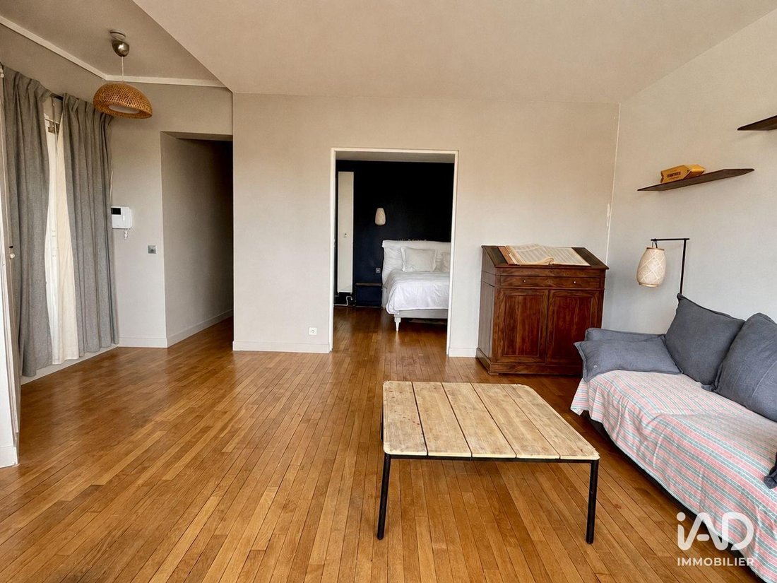 Apartment in Saint James-Général Koenig, Neuilly-sur-Seine, France 3 - 17959119